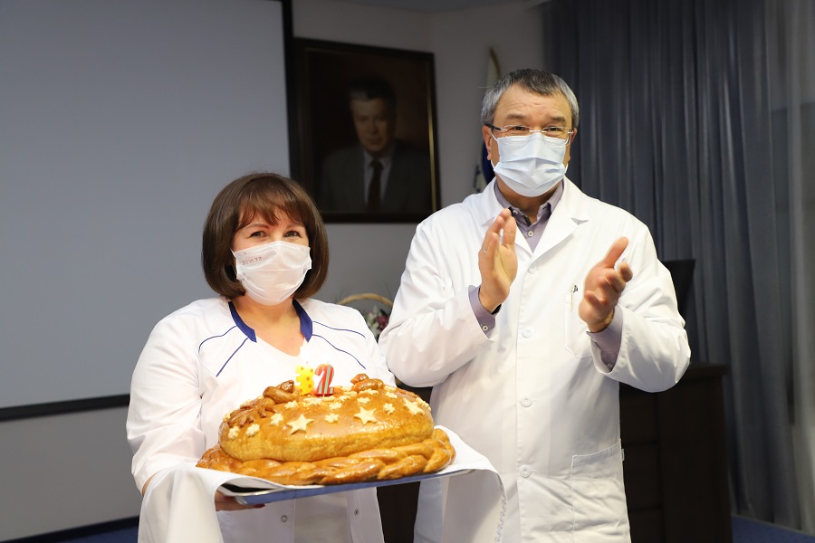 Традиционный каравай.jpg Традиционный каравай.jpg
